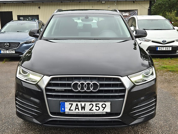 Audi Q3 4 of 27