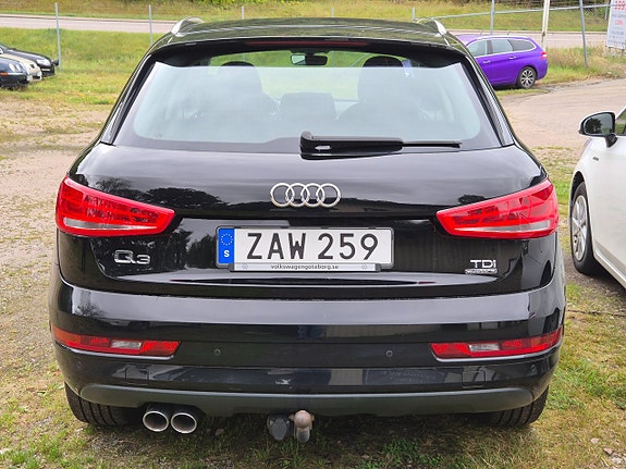 Audi Q3 8 of 27