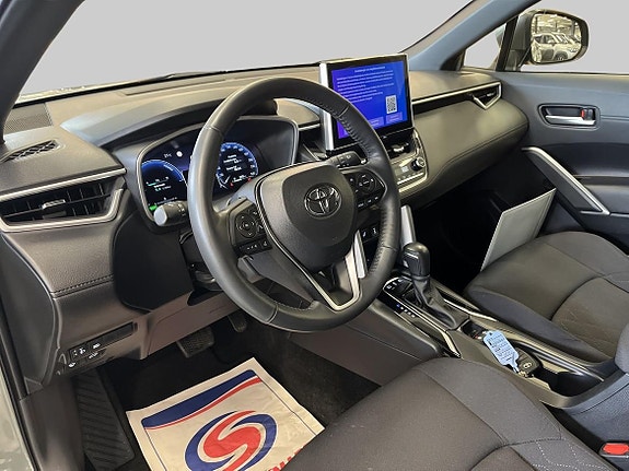 Toyota Corolla Cross 13 of 22
