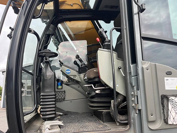 Liebherr A 918 Compact Litronic 5 of 12