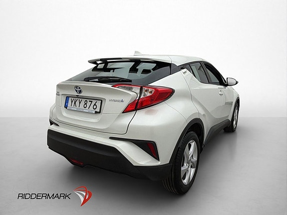 Toyota C-HR 8 of 30