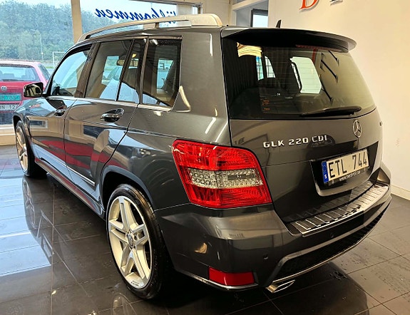 Mercedes-Benz GLK350 d 4 of 24