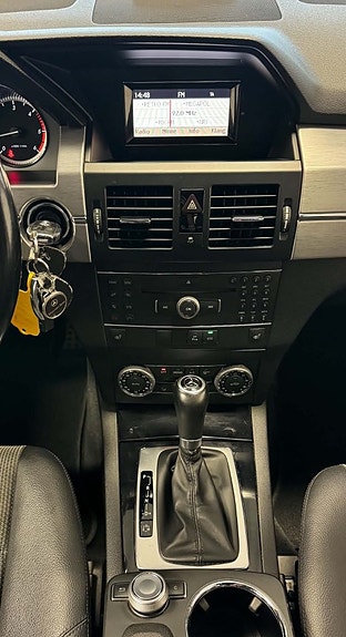 Mercedes-Benz GLK350 d 17 of 24