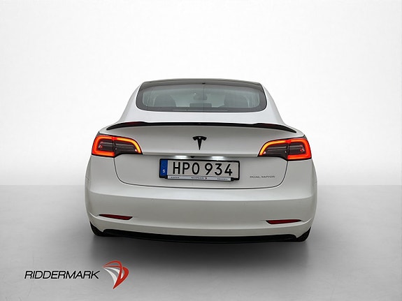 Tesla Model 3 7 of 29