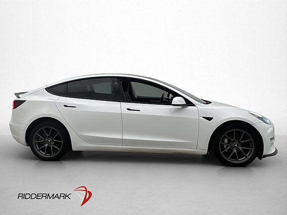 Tesla Model 3 9 of 29