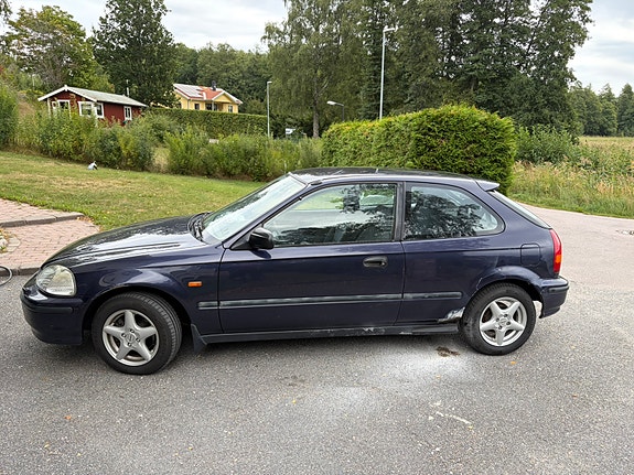 Honda Civic 2 of 6