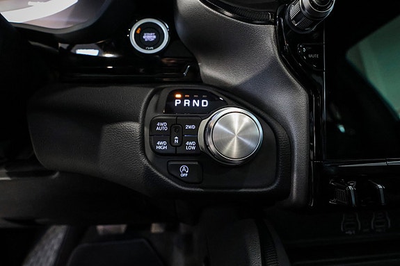 Dodge RAM 30 of 30