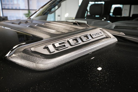 RAM Sport 4 of 15