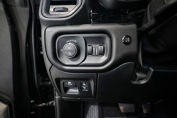Dodge RAM 29 of 30