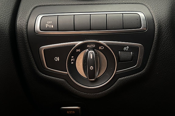 Mercedes-Benz C43 24 of 30