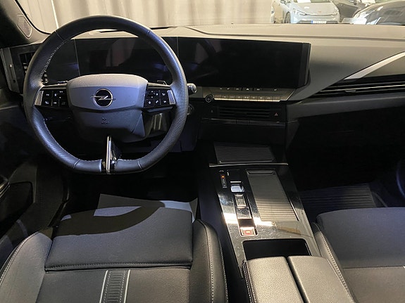 Opel Astra 8 of 21