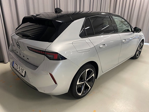 Opel Astra 5 of 21