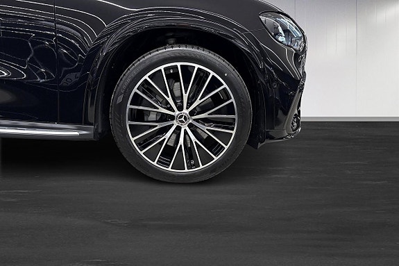 Mercedes-Benz GLC300 de 5 of 12