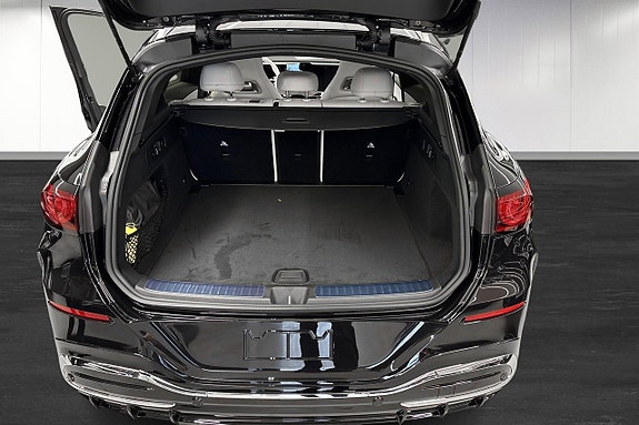 Mercedes-Benz GLC300 de 12 of 12