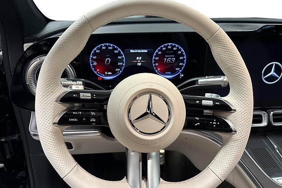 Mercedes-Benz GLC300 de 7 of 12