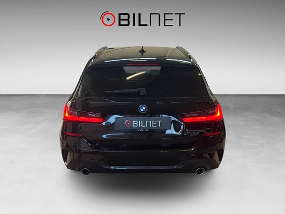 BMW 330e 6 of 22