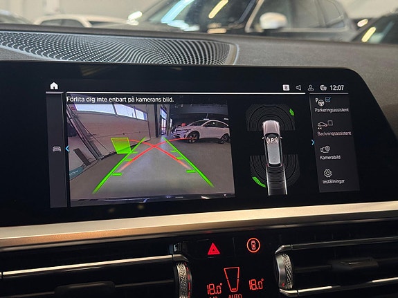 BMW 330e 15 of 22