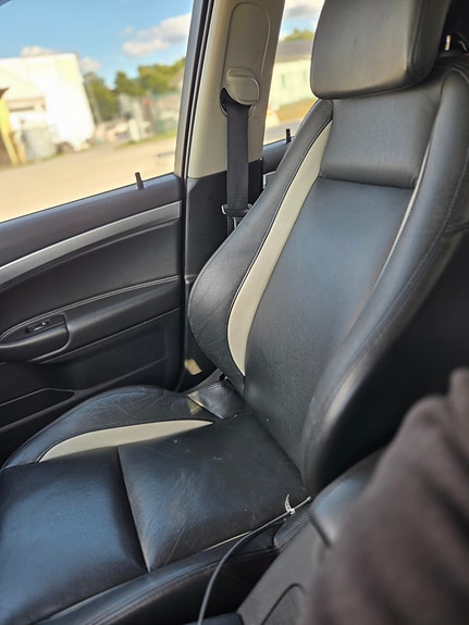 Saab 9-3 4 of 5