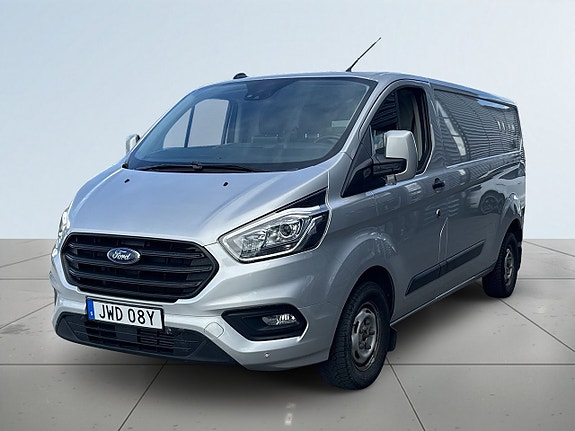 Ford Transit Custom 16 of 21
