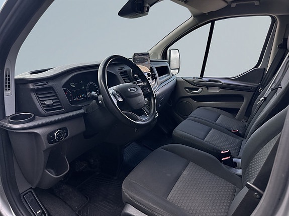 Ford Transit Custom 7 of 21