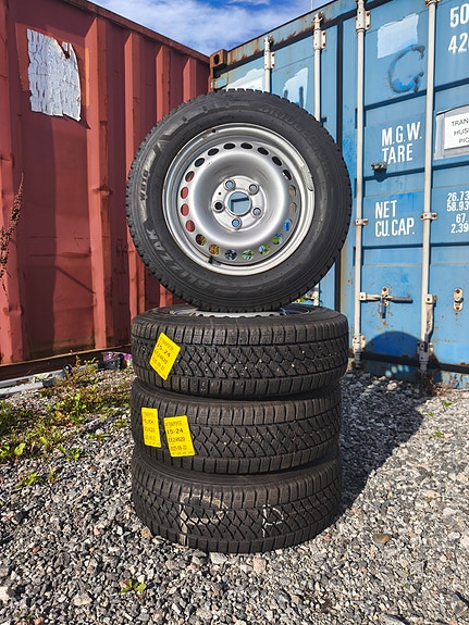 Product image 1 of 8