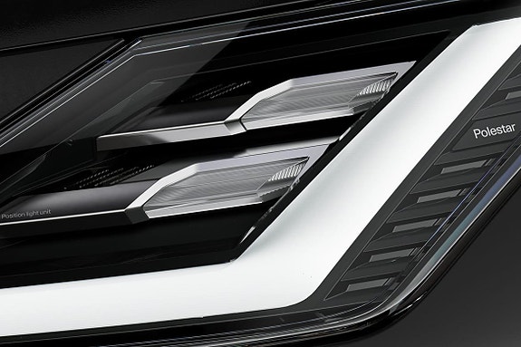 Polestar 4 7 of 20