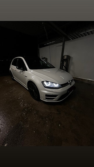 Volkswagen Golf VII 5 of 6
