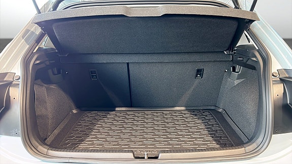 Volkswagen Polo 12 of 12