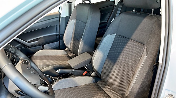Volkswagen Polo 8 of 12
