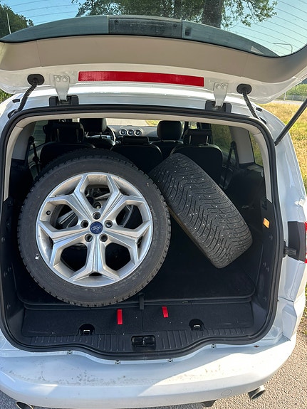 Ford S-MAX 8 of 10
