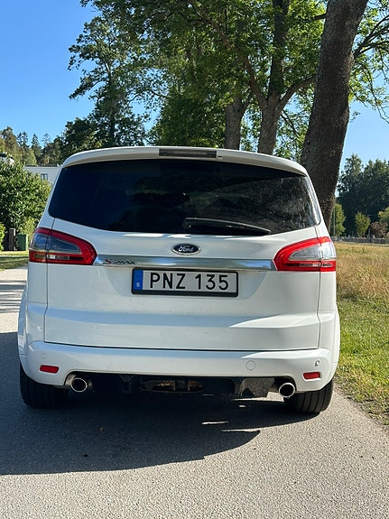 Ford S-MAX 4 of 10