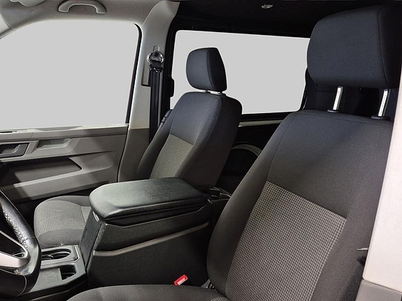 Volkswagen Transporter 8 of 17