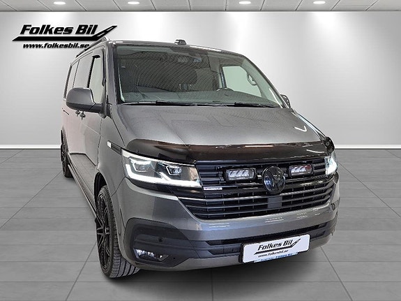Volkswagen Transporter 3 of 17