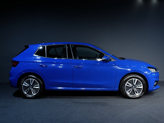 Skoda Fabia 2 of 10
