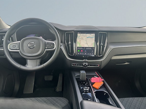 Volvo XC60 8 of 19