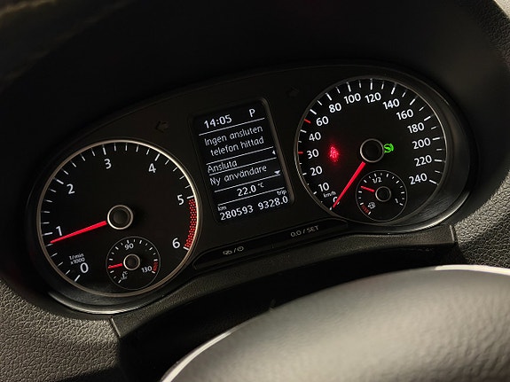 Volkswagen Amarok 25 of 30