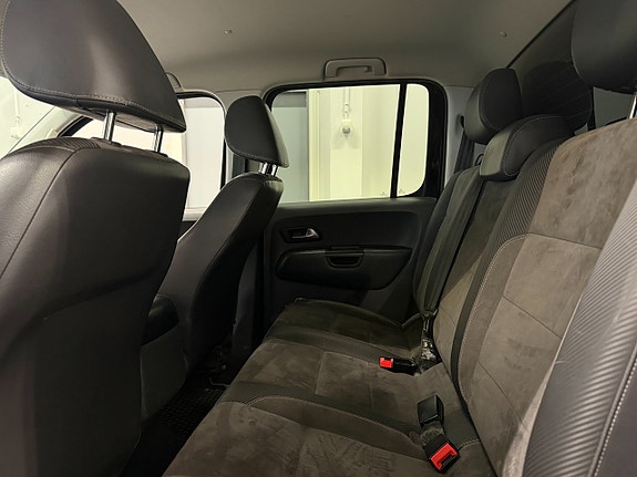 Volkswagen Amarok 24 of 30