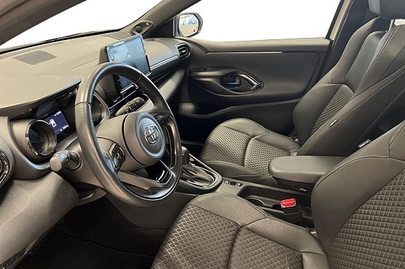Toyota Yaris 14 of 23