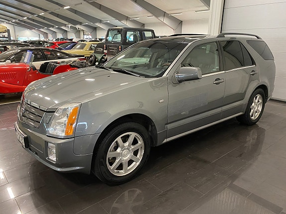 Cadillac SRX 6 of 28