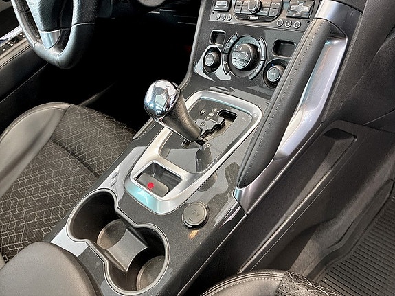 Peugeot 3008 10 of 15
