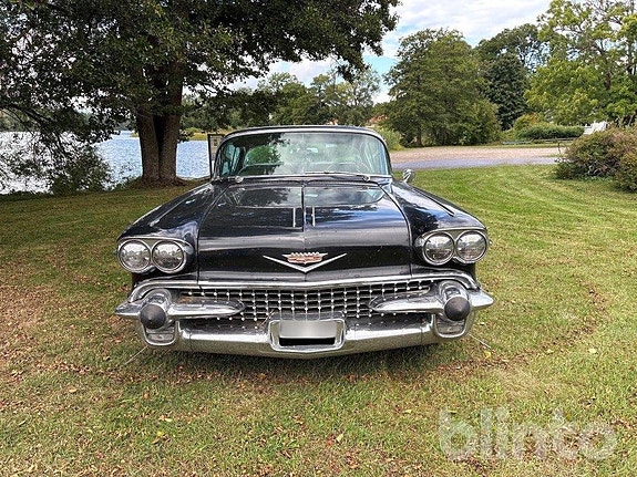 Cadillac Serie 62 2 of 20