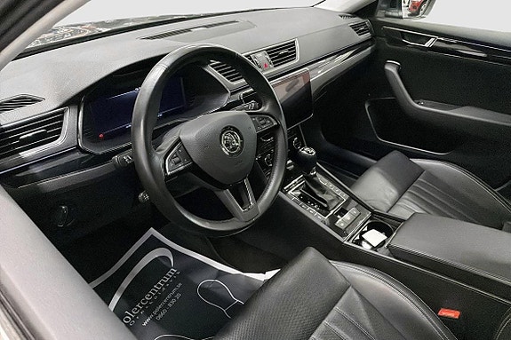 Skoda Superb 7 of 11