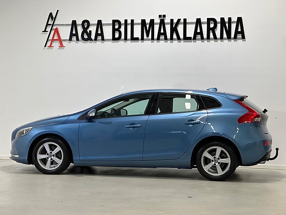 Volvo V40 6 of 22