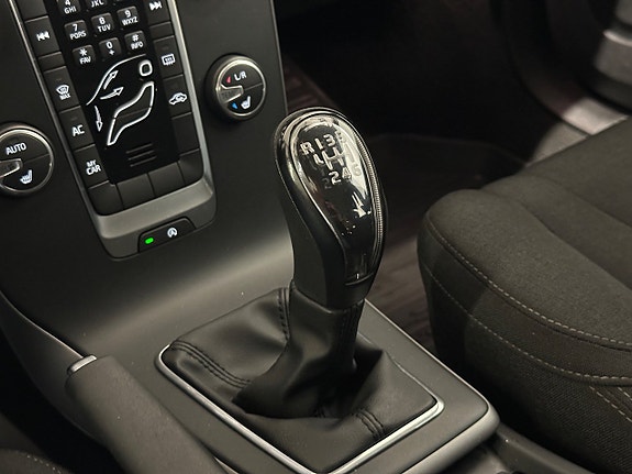 Volvo V40 19 of 22