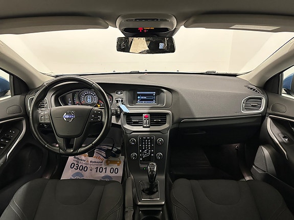 Volvo V40 18 of 22