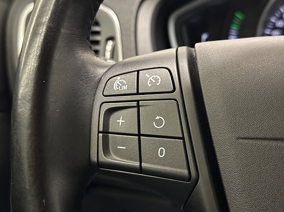 Volvo V40 22 of 22