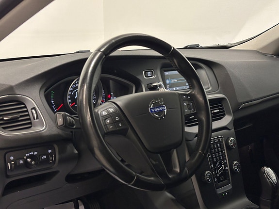 Volvo V40 11 of 22
