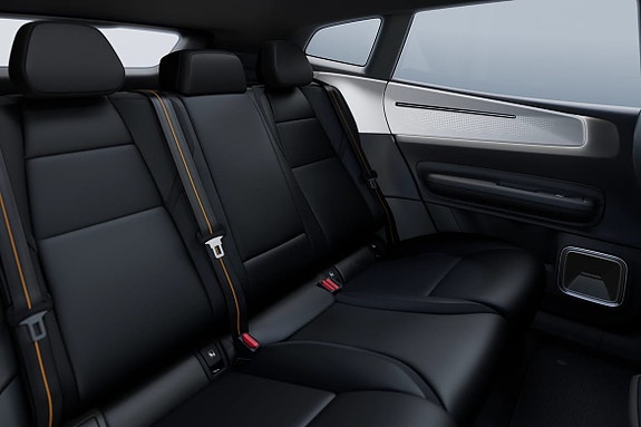 Polestar 4 16 of 20