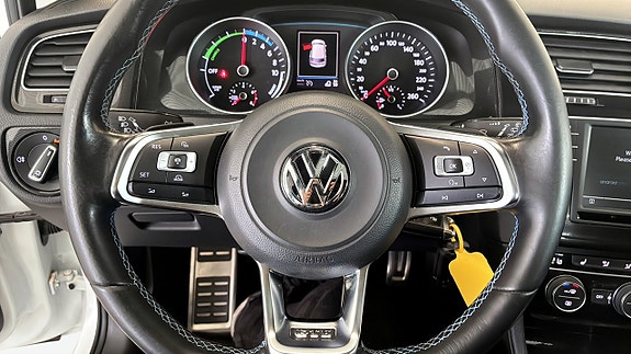 Volkswagen Golf I 11 of 13
