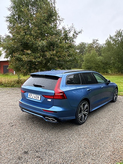 Volvo V60 7 of 17